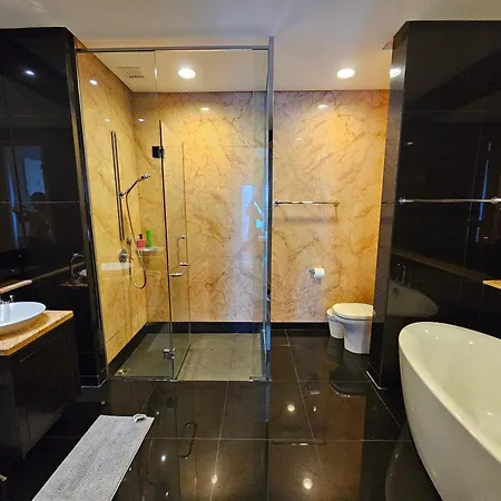 Resort Style Haven 3Br6Pax Klcc Twin Towers View Kuala Lumpur Luaran gambar
